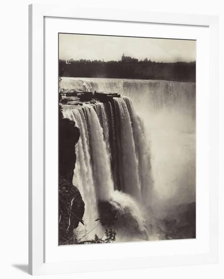 Les chutes du Niagara, au fond, vue de la ville-George Barker-Framed Giclee Print