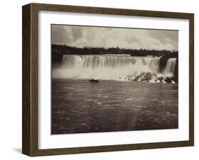 Les chutes du Niagara, au fond vue de la ville-George Barker-Framed Giclee Print