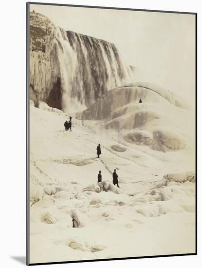 Les chutes du Niagara sous la neige-George Barker-Mounted Giclee Print