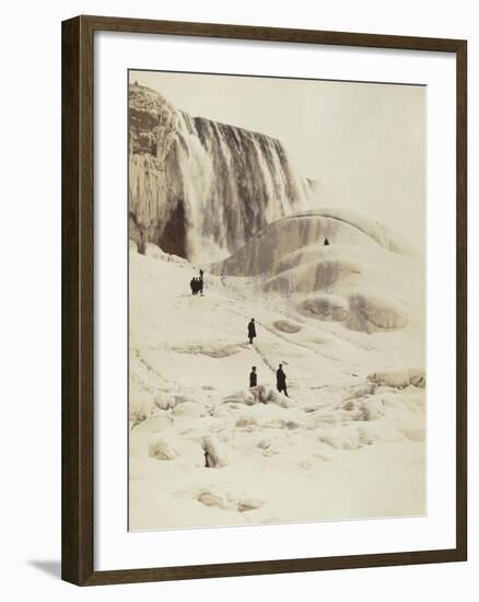 Les chutes du Niagara sous la neige-George Barker-Framed Giclee Print