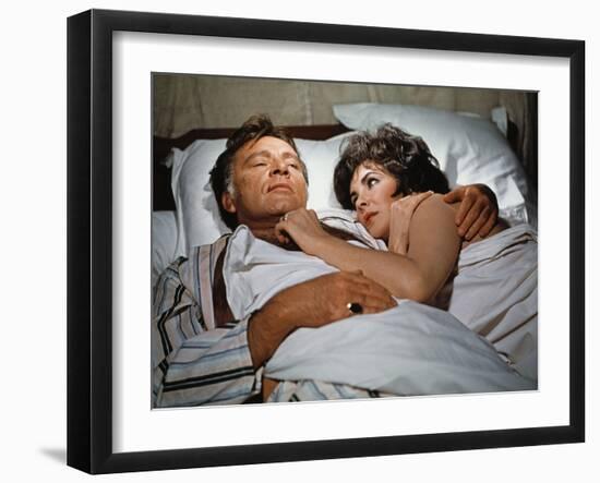 Les Comediens THE COMEDIANS by PeterGlenville with Elizabeth Taylor and Richard Burton, 1967 (photo-null-Framed Photo