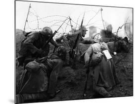 Les croix by bois (WOODEN CROSSES) by Raymond Bernard, 1931 (b/w photo)-null-Mounted Photo