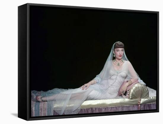 Les Dix Commandements THE TEN COMMANDMENTS by CecilBDeMille with Anne Baxtern, 1956 (photo)-null-Framed Stretched Canvas