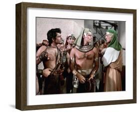 Les Dix Commandements THE TEN COMMANDMENTS by CecilBDeMille with John Derek, Charlton Heston and Vi-null-Framed Photo