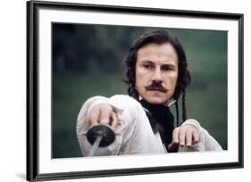 Les Duellistes THE DUELLISTS by RidleyScott with Harvey Keitel, 1977 (photo)-null-Framed Photo