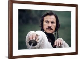 Les Duellistes THE DUELLISTS by RidleyScott with Harvey Keitel, 1977 (photo)-null-Framed Photo