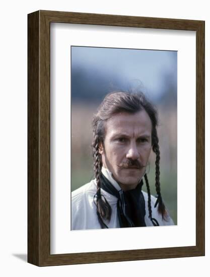 Les Duellistes THE DUELLISTS by RidleyScott with Harvey Keitel, 1977 (photo)-null-Framed Photo