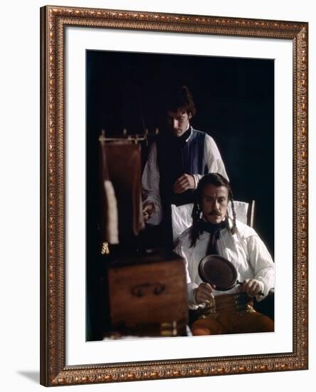 Les Duellistes THE DUELLISTS by RidleyScott with Harvey Keitel, 1977 (photo)-null-Framed Photo