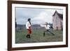 Les Duellistes THE DUELLISTS by RidleyScott with Harvey Keitel and Keith Carradine, 1977 (photo)-null-Framed Photo