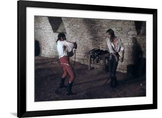 Les Duellistes THE DUELLISTS by RidleyScott with Harvey Keitel and Keith Carradine, 1977 (photo)--Framed Photo