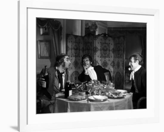 LES ENFANTS DU PARADIS directed by MarcelCarne with Pierre Brasseur, Marcel Herrand and Fabien Lori-null-Framed Photo