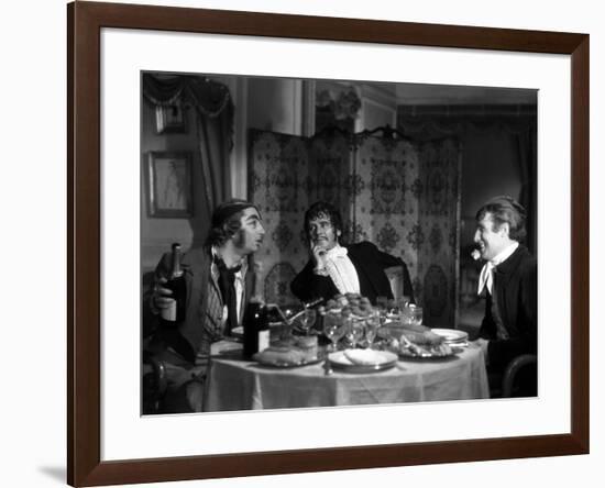 LES ENFANTS DU PARADIS directed by MarcelCarne with Pierre Brasseur, Marcel Herrand and Fabien Lori-null-Framed Photo