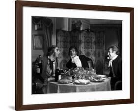 LES ENFANTS DU PARADIS directed by MarcelCarne with Pierre Brasseur, Marcel Herrand and Fabien Lori-null-Framed Photo