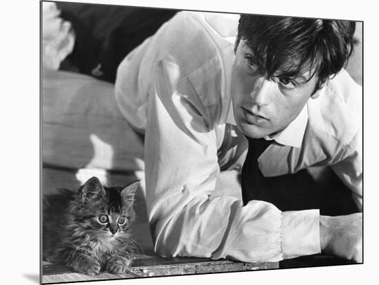 Les Felins Joy House by Rene Clement with Alain Delon, 1964 (b/w photo)-null-Mounted Photo