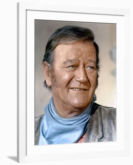 Les Geants by l'Ouest by AndrewV.McLaglen with John Wayne, 1969 --- UNDEFEATED by AndrewV.McLaglen-null-Framed Photo