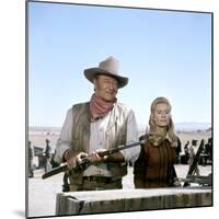 Les Geants by l'Ouest (THE UNDEFEATED) by AndrewV.McLaglen with John Wayne and Marian McCargo (phot-null-Mounted Photo