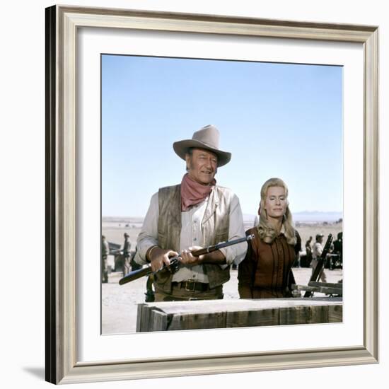 Les Geants by l'Ouest (THE UNDEFEATED) by AndrewV.McLaglen with John Wayne and Marian McCargo (phot-null-Framed Photo