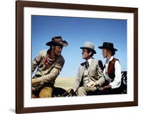 Les Grands Espaces THE BIG COUNTRY by William Wyler with Chuck Connors, Gregory Peck and Carroll Ba-null-Framed Photo