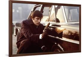 Les grands fusils Big Guns by Duccio Tessari with Alain Delon, 1973 (photo)-null-Framed Photo