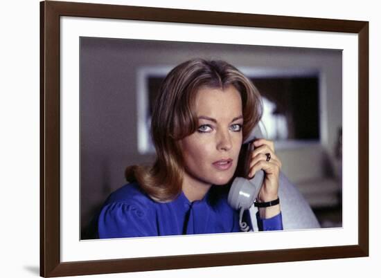 LES INNOCENTS AUX MAINS SALES, 1974 directed by CLAUDE CHABROL Romy Schneider (photo)-null-Framed Photo