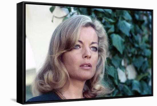 LES INNOCENTS AUX MAINS SALES, 1974 directed by CLAUDE CHABROL Romy Schneider (photo)-null-Framed Stretched Canvas