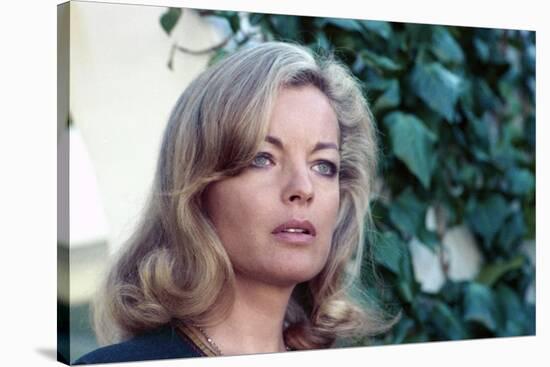 LES INNOCENTS AUX MAINS SALES, 1974 directed by CLAUDE CHABROL Romy Schneider (photo)-null-Stretched Canvas