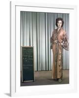 Les Neiges du Kilimandjaro THE SNOWS OF KILIMANJARO by Henry King with Susan Hayward, 1952 (d'apres-null-Framed Photo