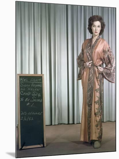 Les Neiges du Kilimandjaro THE SNOWS OF KILIMANJARO by Henry King with Susan Hayward, 1952 (d'apres-null-Mounted Photo