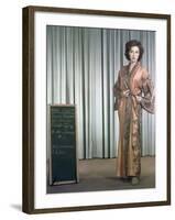 Les Neiges du Kilimandjaro THE SNOWS OF KILIMANJARO by Henry King with Susan Hayward, 1952 (d'apres-null-Framed Photo