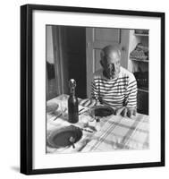 Les Pains de Picasso, c.1952-Robert Doisneau-Framed Art Print