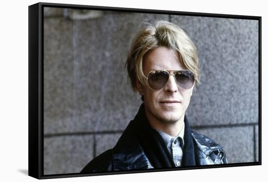 Les predateurs HUNGER, by Tony Scott with David Bowie, 1983 (photo)-null-Framed Stretched Canvas