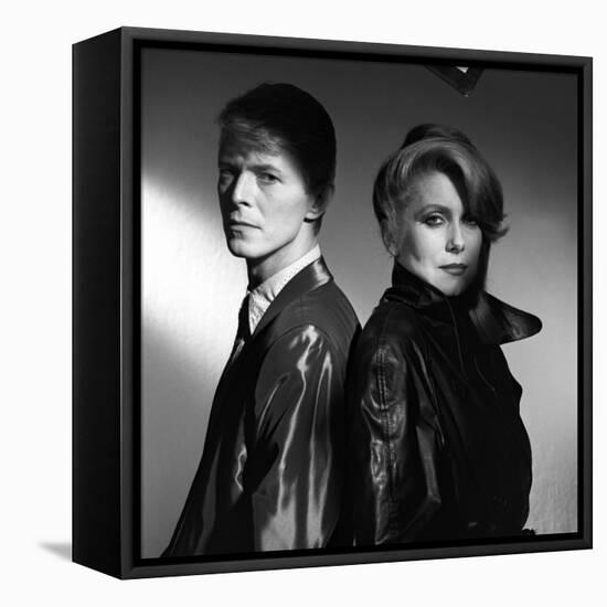 Les predateurs HUNGER by Tony Scott with David Bowie and Catherine Deneuve, 1983 (b/w photo)-null-Framed Stretched Canvas
