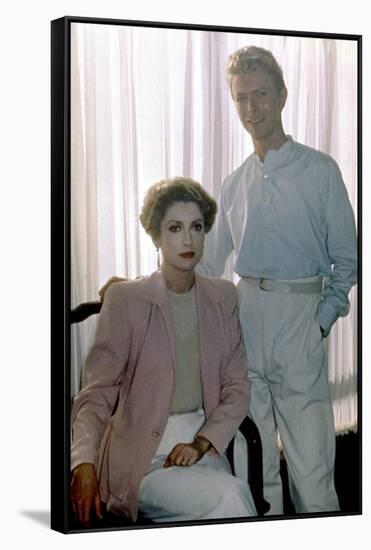 Les predateurs HUNGER by Tony Scott with David Bowie and Catherine Deneuve, 1983 (photo)-null-Framed Stretched Canvas