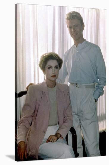 Les predateurs HUNGER by Tony Scott with David Bowie and Catherine Deneuve, 1983 (photo)-null-Stretched Canvas