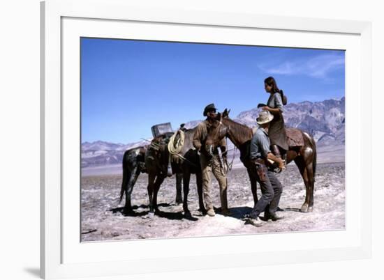 Les Professionnels THE PROFESSIONALS by Richard Brooks with Woody Strode, Robert Ryan and Claudia C-null-Framed Photo