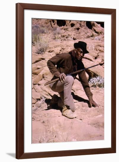 Les Professionnels THE PROFESSIONALS by Richard Brooks with Woody Stroder, 1966 (photo)-null-Framed Photo