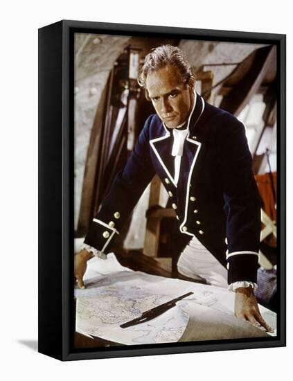 Les revoltes du Bounty Mutiny on the Bounty by LewisMilestone with Marlon Brando, 1962 (photo)-null-Framed Stretched Canvas