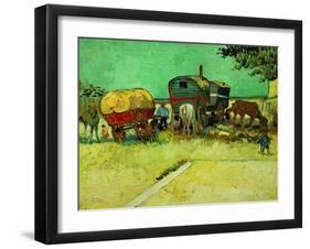 Les roulottes, campement de bohemiens aux environs d'Arles (August 1888). Oil on canvas.-Vincent van Gogh-Framed Giclee Print