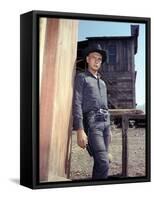 Les Sept Mercenaires The MAGNIFICENT SEVEN by JohnSturges with Yul Brynner, 1960 (photo)-null-Framed Stretched Canvas