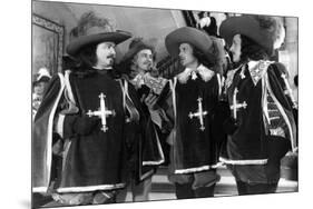 LES TROIS MOUSQUETAIRES, 1953 directed by ANDRE HUNEBELLE Gino Cervi, Jacques Fran (b/w photo)-null-Mounted Photo