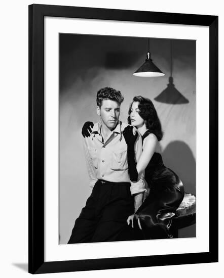 Les tueurs The killers A Man Alone by Robert Siodmak with Burt Lancaster, Ava Gardner, 1946 (d'apre-null-Framed Photo