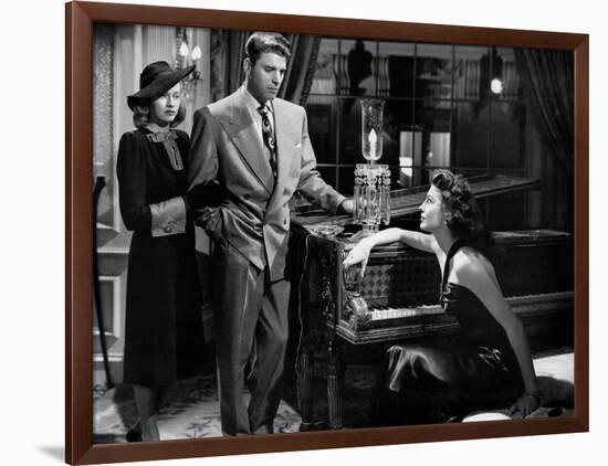 Les tueurs The killers A Man Alone by Robert Siodmak with Virginia Christine, Burt Lancaster, Ava G-null-Framed Photo