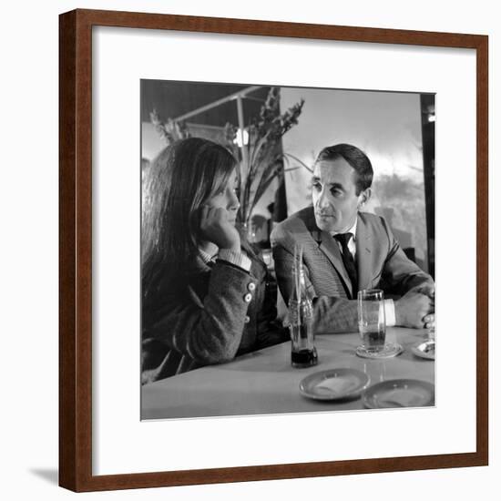 Les vierges by Jean Pierre Mocky with Stefania Sandrelli and Charles Aznavour, 1963 (b/w photo)-null-Framed Photo