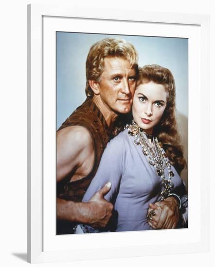 Les Vikings by Richard Fleischer with Kirk Douglas and Janet Leigh en, 1958 (photo)-null-Framed Photo