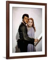 Les Vikings by Richard Fleischer with Tony Curtis and Janet Leigh en, 1958 (photo)-null-Framed Photo