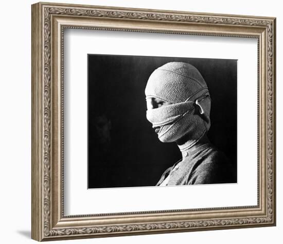 Les Yeux Sans Visage-null-Framed Photo