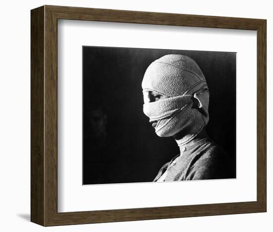 Les Yeux Sans Visage-null-Framed Photo