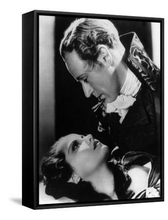 LESLIE HOWARD AND MERLE OBERON IN "THE SCARLET PIMPERNEL" NN-190 8X10 PHOTO 