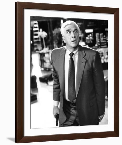 Leslie Nielsen - Naked Gun 33 1/3: The Final Insult-null-Framed Photo