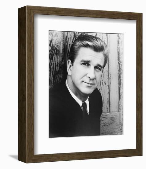 Leslie Nielsen-null-Framed Photo